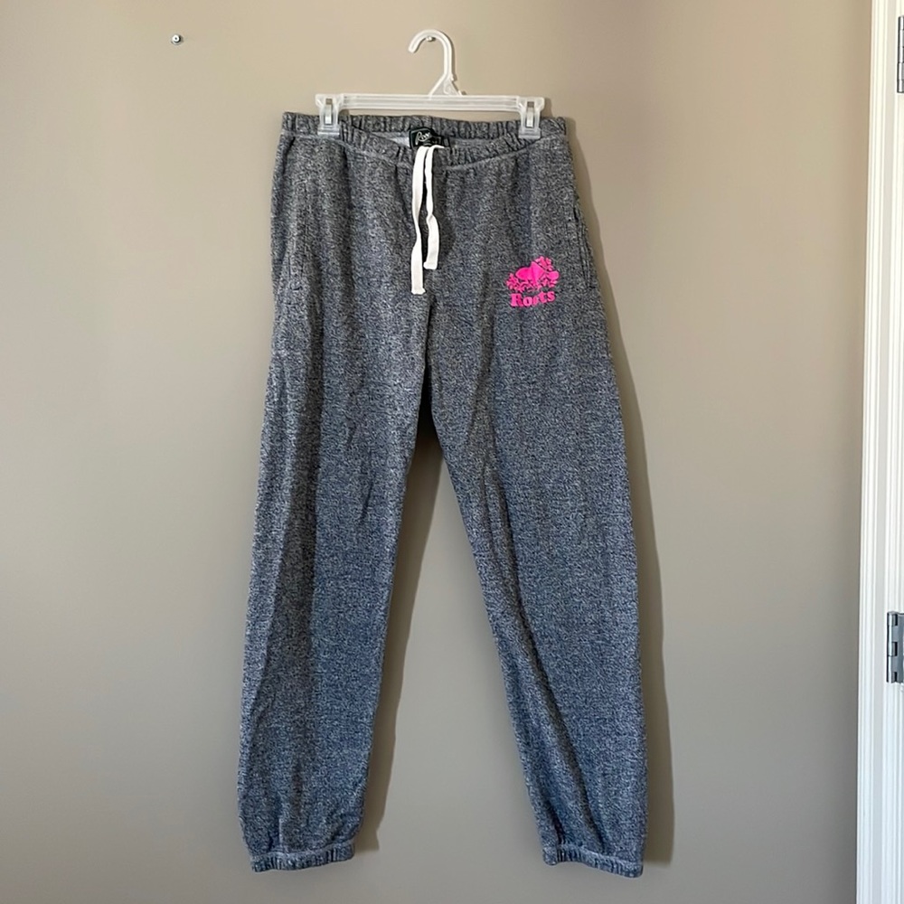 Jogger pants ⭐️ good used condition ⭐️ ROOTS sweatpants